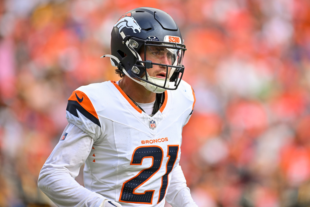 Denver cornerback Riley Moss (21) during a game between the Denver Broncos and the Pittsburgh Steelers at Empower Field at Mile High in Denver, CO on September 15, 2024.