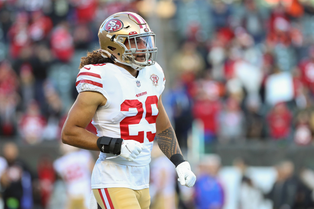 San Francisco 49ers safety Talanoa Hufanga (29) warms up before the game against the San Francisco 49ers and the Cincinnati Bengals on December 12, 2021, at Paul Brown Stadium in Cincinnati, OH.