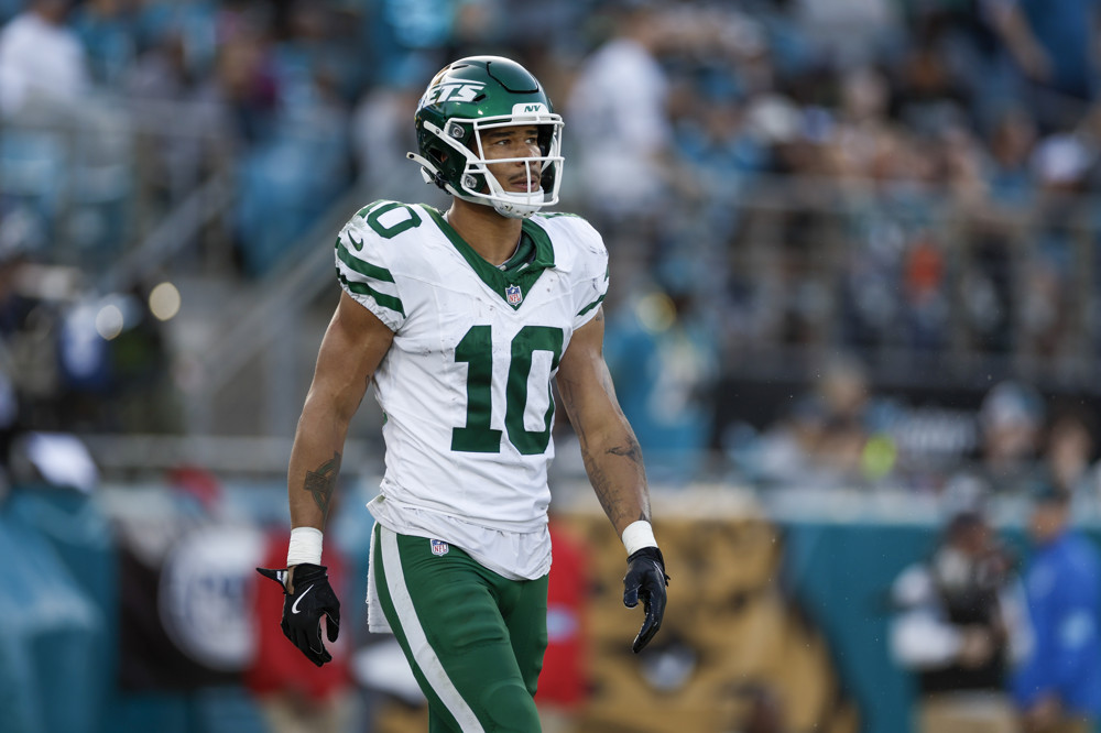 New York Jets wide receiver Allen Lazard (10) looks on during the game between the Jacksonville Jaguars and the New York Jets on December 15, 2024 at EverBank Stadium in Jacksonville, Fl.